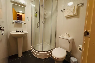 Brentwood Aberdeen City Centre | Camera...