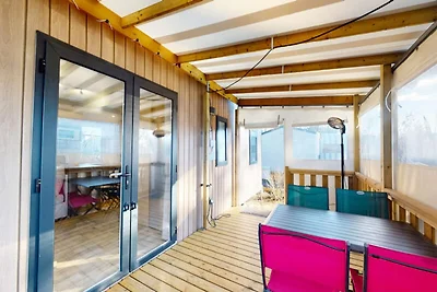 Mobilheim mit beheiztem Schwimmbad