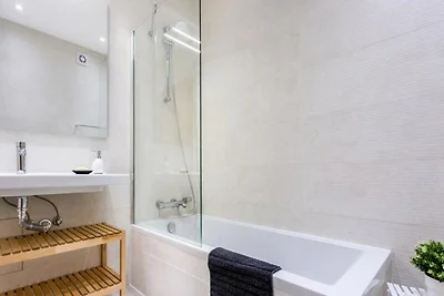 Wohnung in Lagos in der Nähe des Strandes Mei...