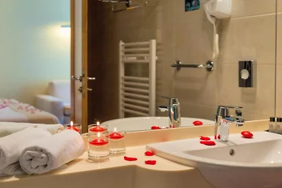 Panorama Suite With Private Bathroom