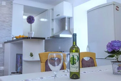 Apartment Mojaš - Two Bedroom Apartment with...