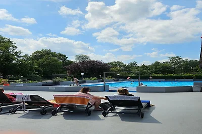 Moderner Lodge-Aufenthalt mit Teichblick (nr.