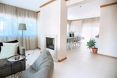 Wohnung nahe Oura Straße und Strand