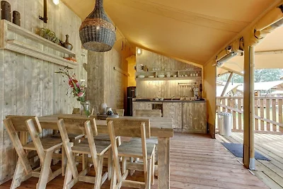 Tenda lodge con servizi igienici