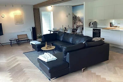 4 Sterne Ferienhaus in Væggerløse-By Traum