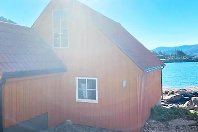 4 Personen Ferienhaus in MÅLØY-By Traum