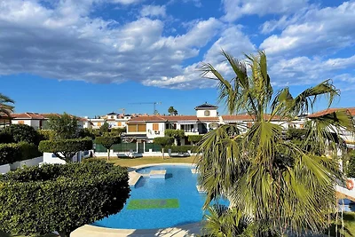 Wohnung mit Terrasse und Blick auf den Strand