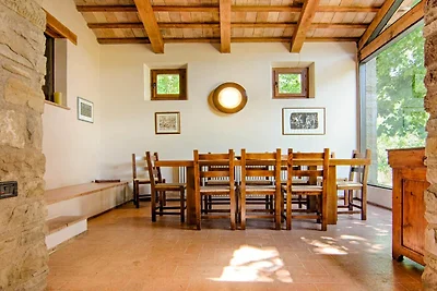 Villa in Borgo Pace mit Pool