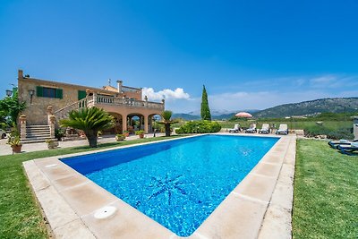 Casa di campagna a Sa Pobla con piscina