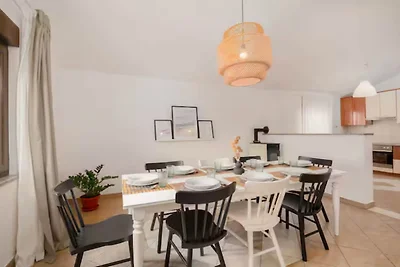 Five Bedroom Villa With Pool