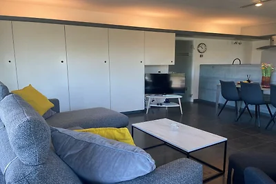 Licht appartement in hartje Nieuwpoort-Bad