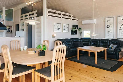8 Personen Ferienhaus in Sjølund-By Traum