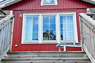 4 Personen Ferienhaus in STAVSNÄS-By Traum