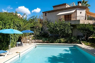 Villa in Vence mit Schwimmbecken