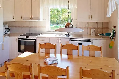 4 Personen Ferienhaus in Byxelkrok-By Traum