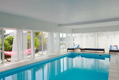 Ferienhaus in Sibiril mit Schwimmbecken