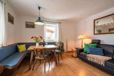 Wohnung in Tirol mit eigenem Garten