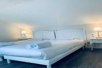 Haus für 18 Personen mit Kino Place Morny