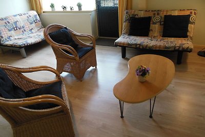 Geräumiges Apartment in Seenähe in Arum
