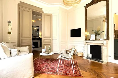 Le Crosne Parkplatz steht ruhig