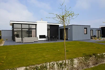 Modernes Ferienhaus 600 m vom Meer entfernt