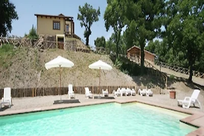 Appartamento nella Tuscia con piscina