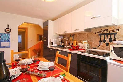Comfort Apartment Leo - apartment with...