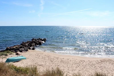 6 person holiday home in Rønne