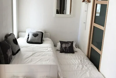 Geräumige renovierte Wohnung für 8 Personen