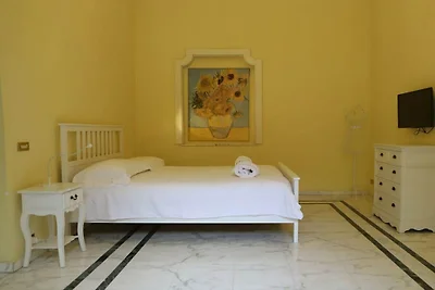 Maison de vacances à Naples avec balcon