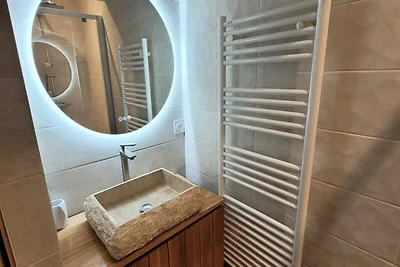 Appartamento a Les Gets vicino alle piste di...