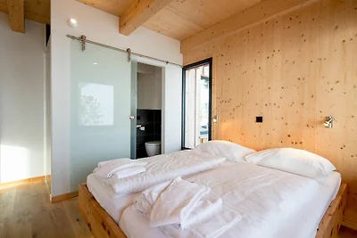 Chalet in Alpen nahe Skipisten mit Jacuzzi