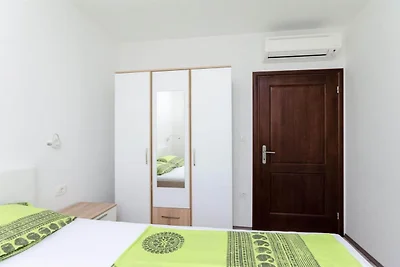Apartments and Room Ljubica i Branko - Two be...