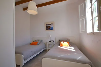 Malerisches Ferienhaus in Arta nahe dem Meer
