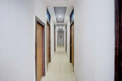 Hotel O Gomti Nagar vicino ad Amity