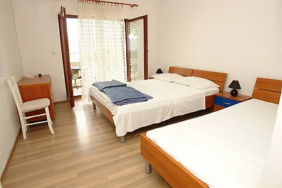 Pansion Gea - Studio Apartment with Balcony a...