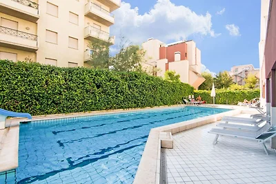 Lussuoso appartamento a Rimini con piscina