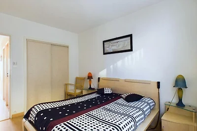 Appartement in Les Sables met uitzicht op zee