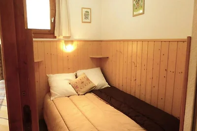 Apartment in den Alpen mit Pool und Terrasse