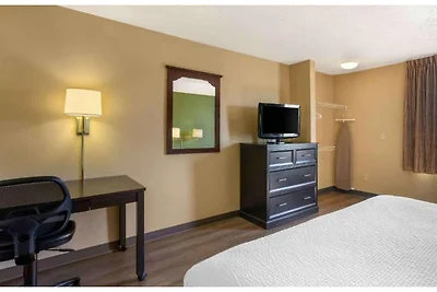 1 Queensize-bett | Ada/ri...