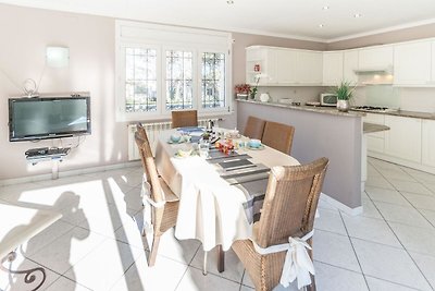 Fantastisches Ferienhaus mit privatem Pool in...