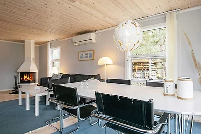 6 Personen Ferienhaus in Væggerløse-By Traum