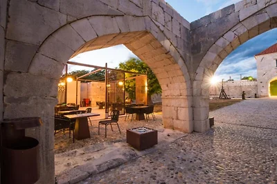 Historic Han Hideaway  Twin Room