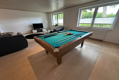 Casa de vacaciones en Warnow con terraza.