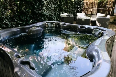 Bauernhaus in der Provence mit Pool