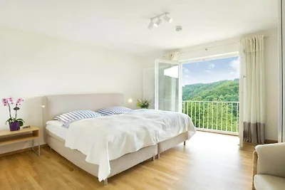 Ferienhaus in Malberg mit Schwimmbecken