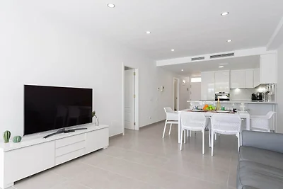 Apartment mit privater Terrasse und Meerblick
