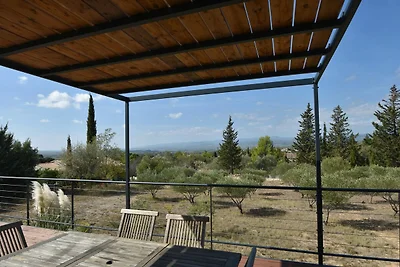 Bella villa per le vacanze con piscina...