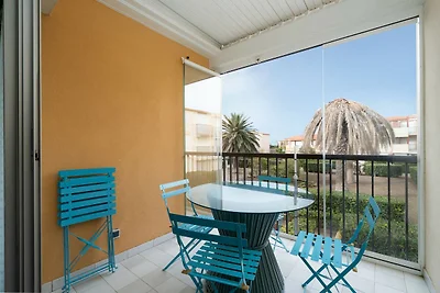 Lush apartment in Agde by the beach