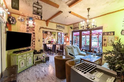 Appartamento per vacanze con giardino a...